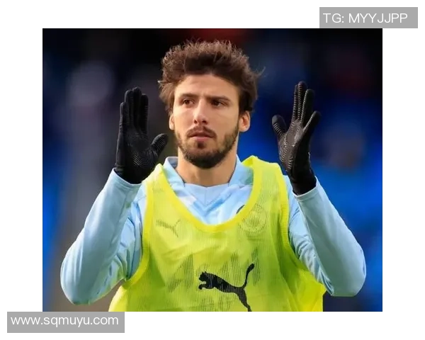 鲁本迪亚斯：从年轻天才到足球场上的坚实后盾